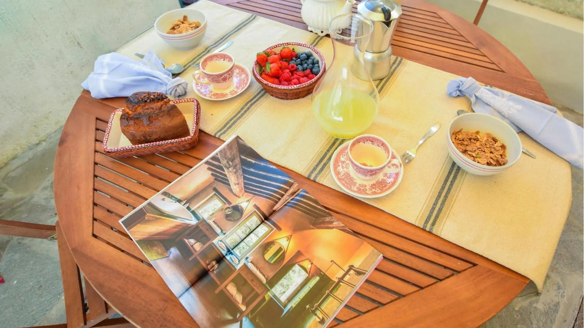 Awesome Apartment In Camaiore With Kitchen 0*,